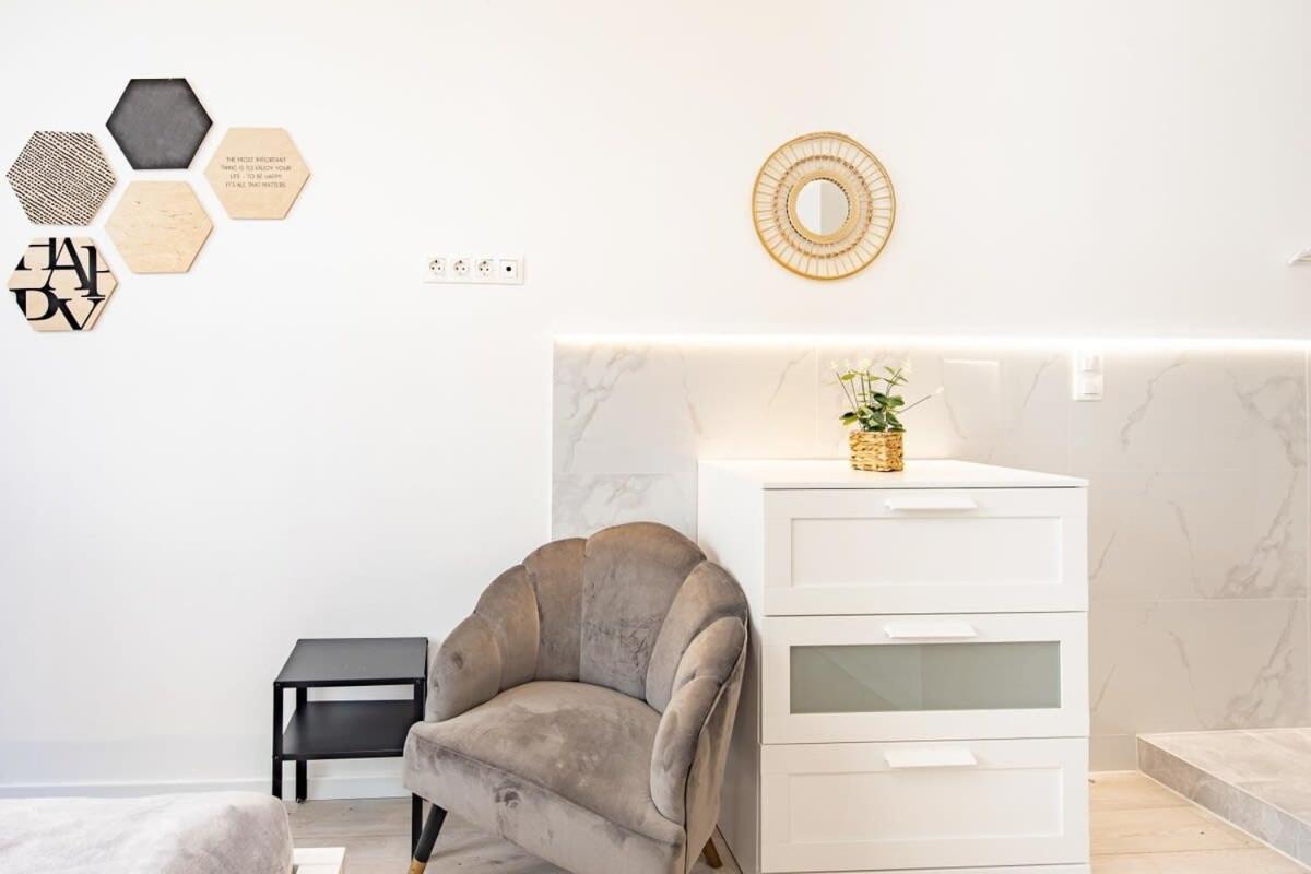 Ultra Central - New - Comfy Studio ブダペスト エクステリア 写真